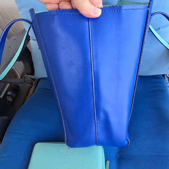 Kate Spade Limited Edition  Royal Blue and Mint Tote w/Wallet to Match - Picture 5 of 16